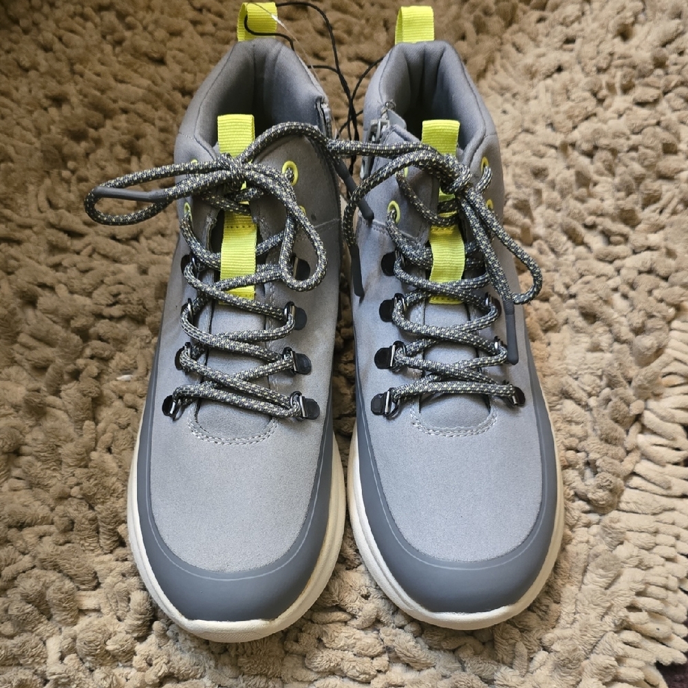 New Art Class Kids Size 6 Gray Green White Side Zip Crew Sneaker Hiking Boot